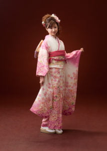 オーソドックスな成人式立ちポーズ