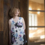 洋服で成人記念写真