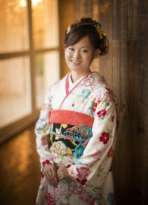 振袖を着た二十歳の正面