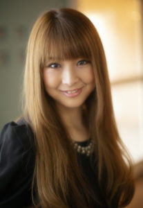 私服で成人記念アップ写真