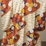 白地の成人式振袖