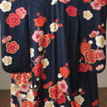 成人式振袖着物紺色梅模様