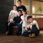 カジュアルな成人式家族写真